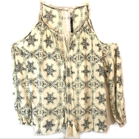 Ark & Co Tops - Ark & Co Open Shoulder Button Down Tassel Blouse S